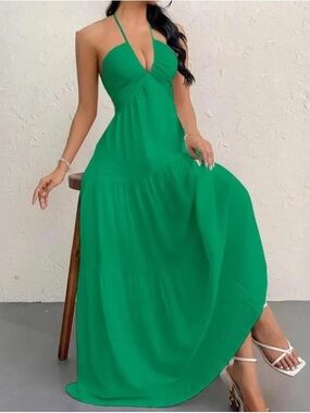 Women’s Green Halter Maxi Dress